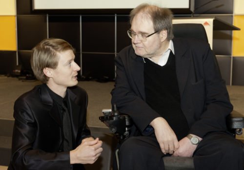Dr. Rob Labruyere ist 2012 für seine Dissertation zum Training mit dem Lokomat von der Fürst Donnersmarck-Stiftung belobigt worden