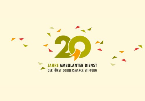 Logo: Eine grüne 20 auf cremefarbenem Hintergrund. Darunter: Jahre Ambulanter Dienst der Fürst Donnersmarck Stiftung. Drumherum viele orangene, grüne und rote Dreiecke.